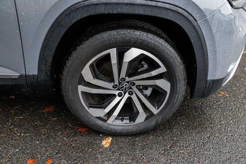 2023 Volkswagen Atlas Cross Sport 2.0T SEL