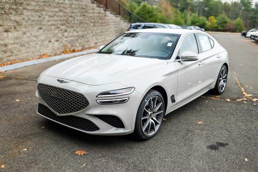 2026 Genesis G70 2.5T Standard