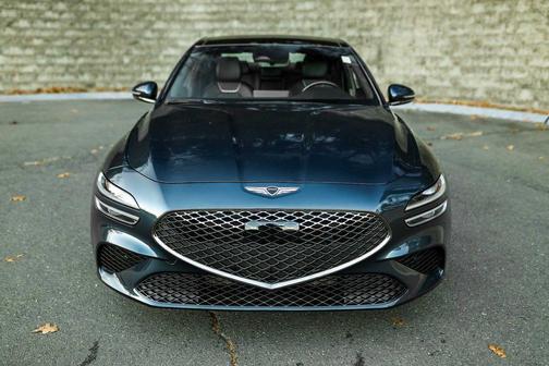 2024 Genesis G70 2.5T