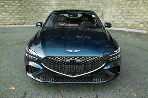 2024 Genesis G70 2.5T