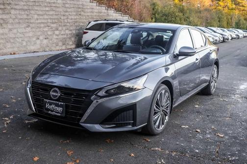 2025 Nissan Altima SL