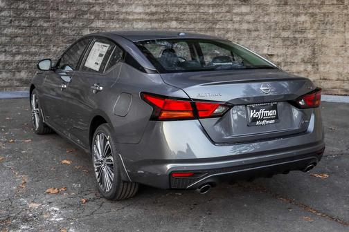 2025 Nissan Altima SL