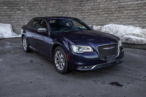 2016 Chrysler 300C Platinum
