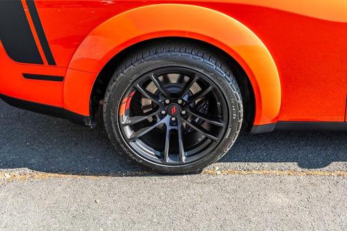 Go Mango! 2023 Dodge Challenger R/T Scat Pack