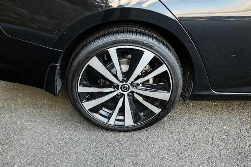 2022 Nissan Altima 2.5 Platinum