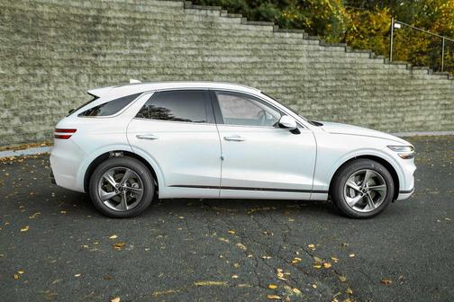 2026 Genesis GV70 2.5T Select