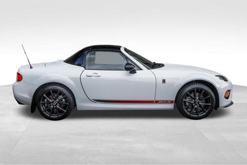 Crystal White Pearl 2013 Mazda MX-5 Miata Club