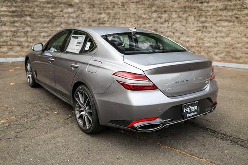 2026 Genesis G70 2.5T Standard