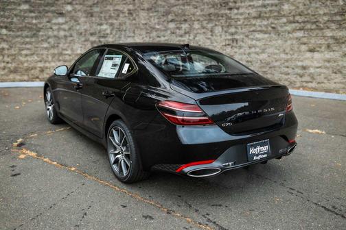 2026 Genesis G70 2.5T Standard