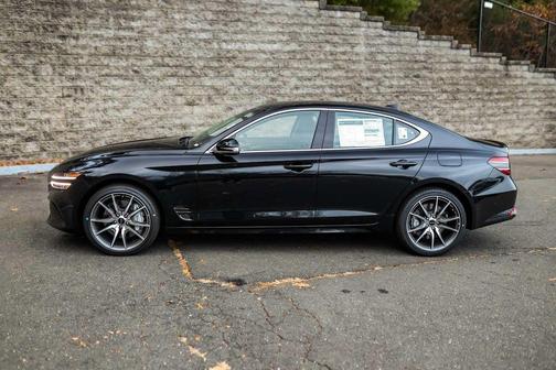 2026 Genesis G70 2.5T Standard