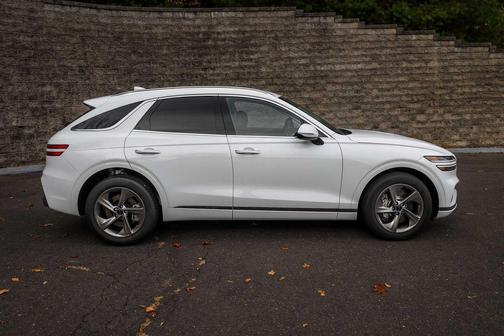 2026 Genesis GV70 2.5T