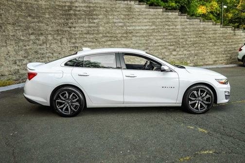 2025 Chevrolet Malibu RS