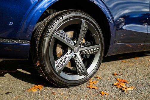 2025 Genesis GV70 3.5T Sport