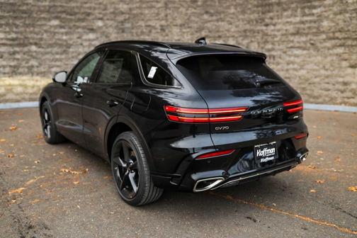 Vik Black 2026 Genesis GV70 3.5T Sport Prestige