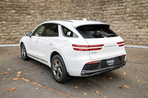 2026 Genesis GV70 2.5T
