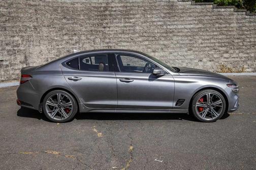 2025 Genesis G70 3.3T Sport Advanced