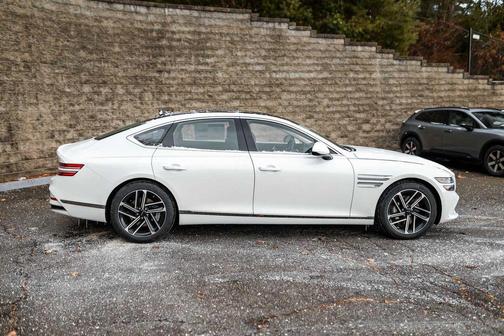 2026 Genesis G80 2.5T