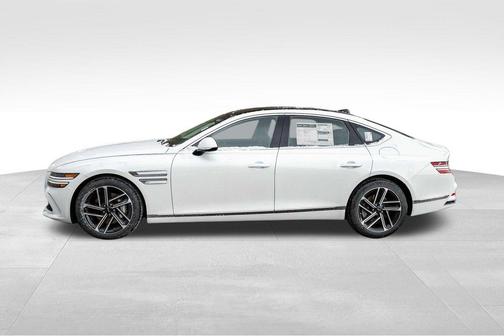 Uyuni White 2026 Genesis G80 2.5T