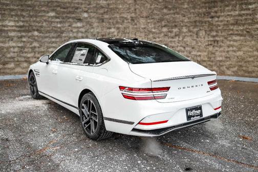 Uyuni White 2026 Genesis G80 2.5T Advanced