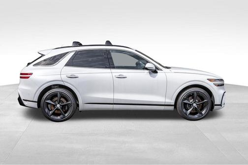 Uyuni White 2026 Genesis GV70 2.5T Sport Prestige