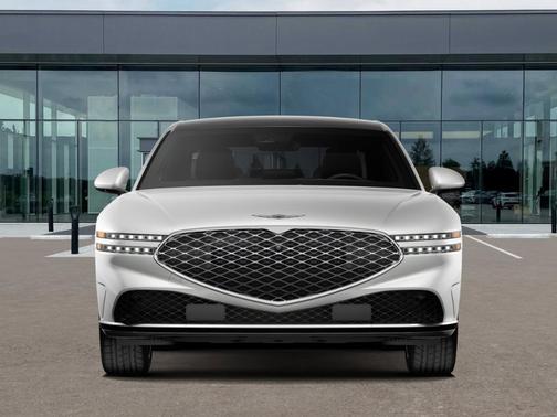 Uyuni White 2026 Genesis G90 3.5T e-SC