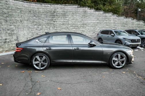 2025 Genesis G80 2.5T