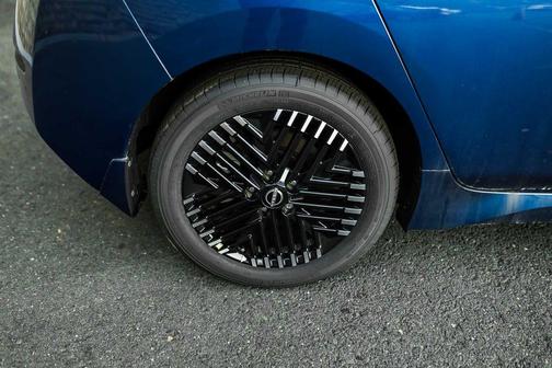 2024 Nissan Leaf SV PLUS