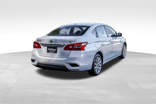 Cloud White 2017 Nissan Sentra SV