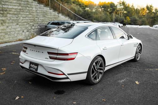 2026 Genesis G80 2.5T