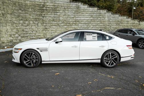 2026 Genesis G80 2.5T