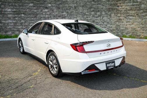 2022 Hyundai SONATA SEL