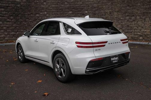 2026 Genesis GV70 2.5T