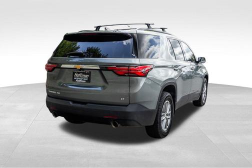 Silver Sage Metallic 2022 Chevrolet Traverse LT Leather