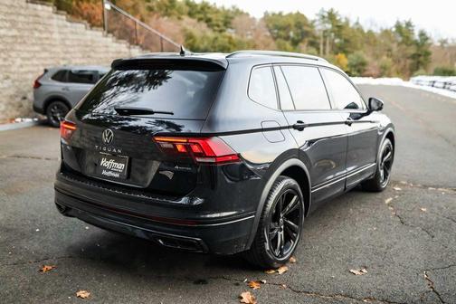 2023 Volkswagen Tiguan 2.0T SE R-Line Black