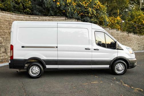 2023 Ford Transit-250 Base