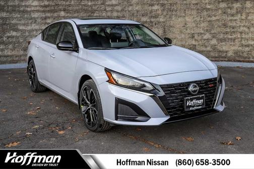 2025 Nissan Altima SR