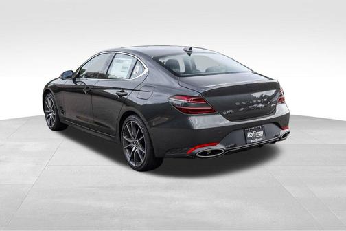 Makalu Gray 2026 Genesis G70 2.5T