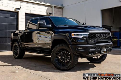 Diamond Black Crystal Pearlcoat 2026 RAM 1500 RHO Crew Cab 4x4 5'7' Box