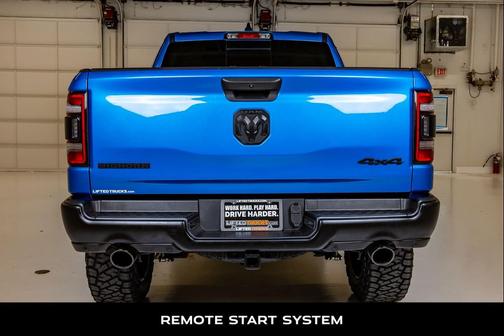 Hydro Blue Pearlcoat 2023 RAM 1500 Big Horn/Lone Star