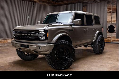 Marsh Gray 2026 Ford Bronco Outer Banks