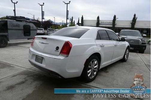 2019 Chrysler 300 Touring