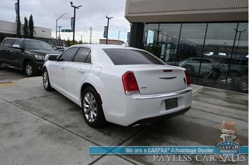 2019 Chrysler 300 Touring