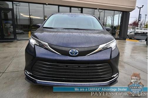 2023 Toyota Sienna XLE