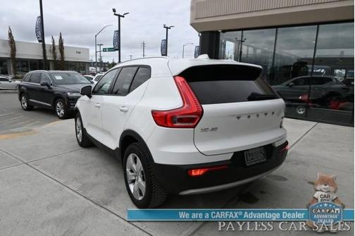 2019 Volvo XC40 T5 Momentum