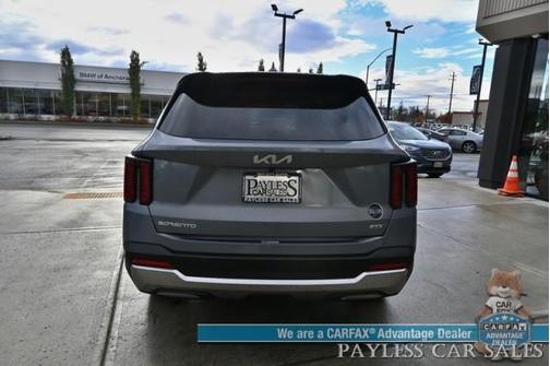 2024 Kia Sorento S