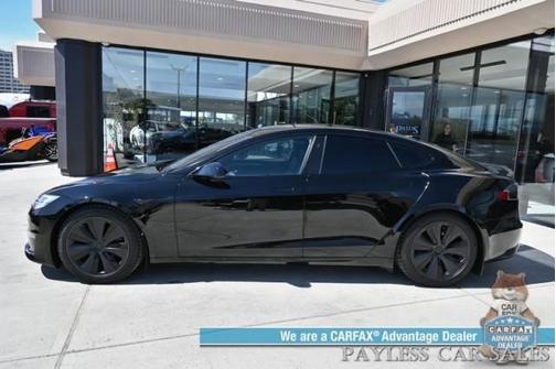 2022 Tesla Model S Plaid