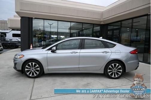 2020 Ford Fusion SE