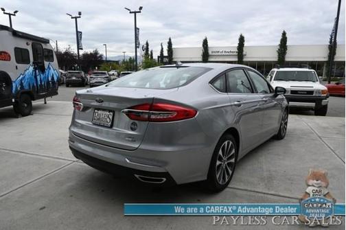 2020 Ford Fusion SE