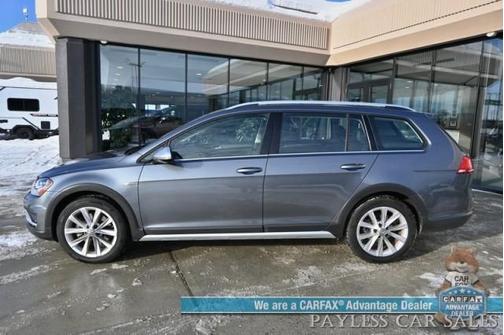 2017 Volkswagen Golf Alltrack TSI S