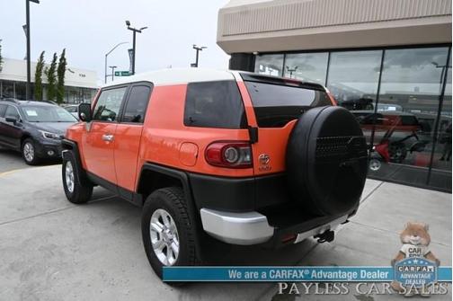 2014 Toyota FJ Cruiser Base